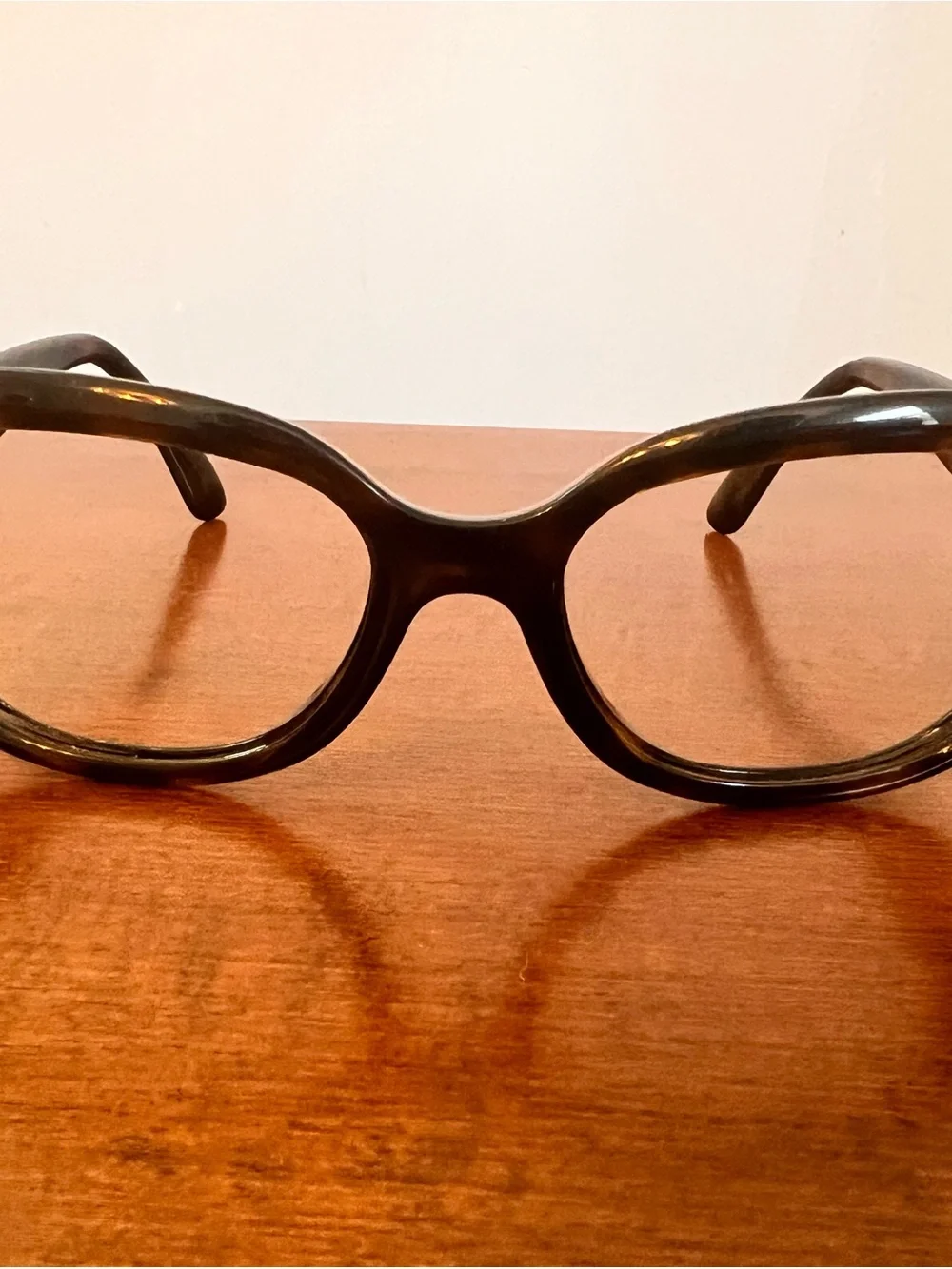 Ray-Ban this listing